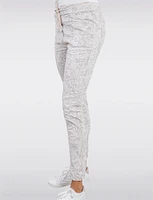 Chic Paisley Print Crinkled Stretch Slim Fit Drawstring Waist Pants by Froccella
