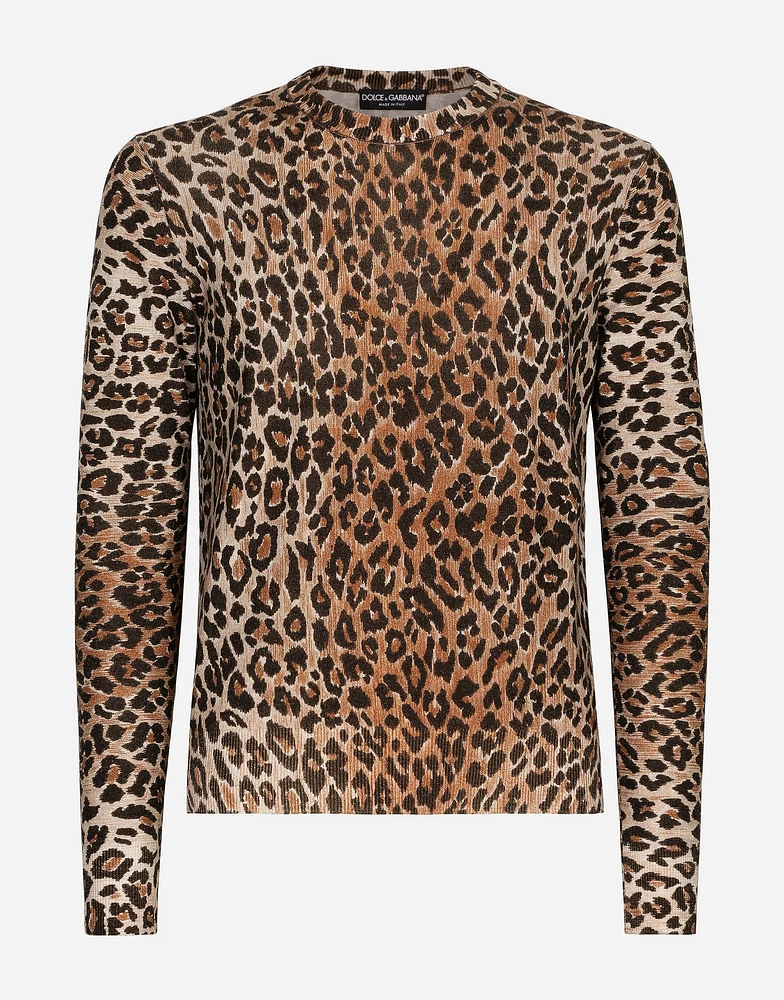 Leopard-print round-neck wool sweater