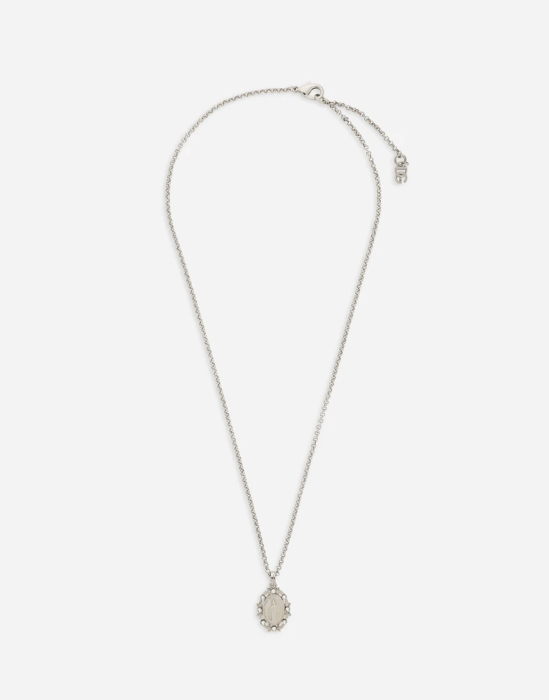Pendant necklace with crystals