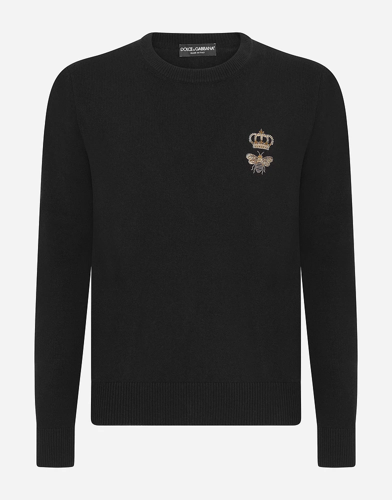 Round-neck wool sweater with embroidery
