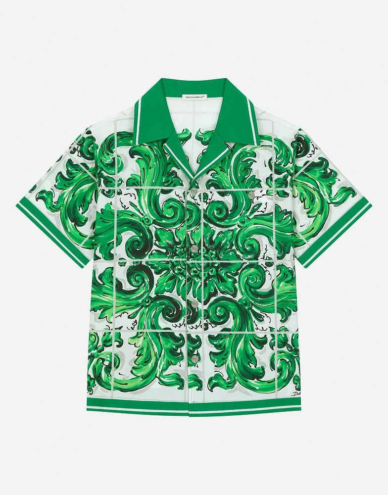 Poplin shirt with green majolica print