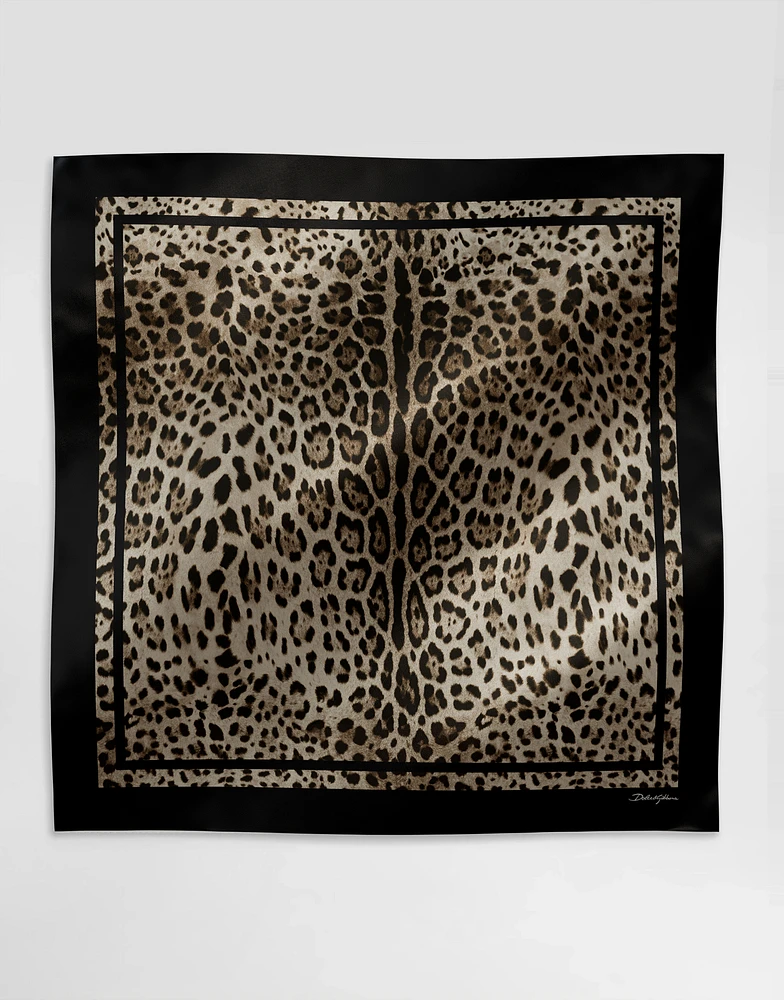 Leopard-print silk twill foulard (90x90