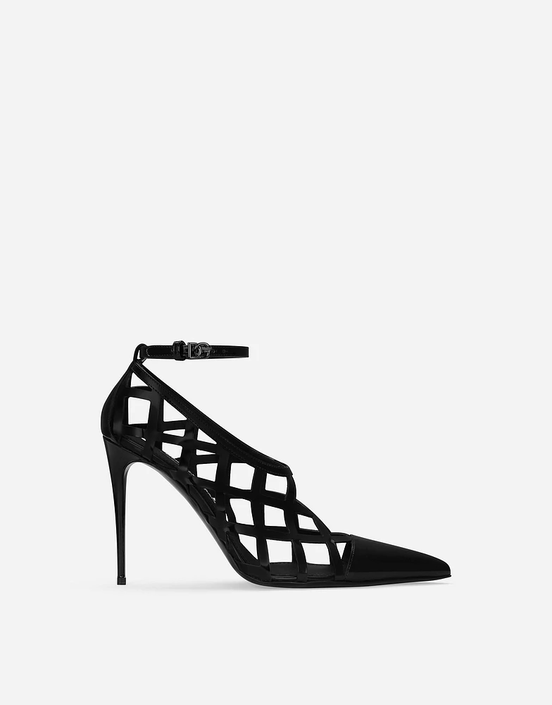 Polished calfskin pumps