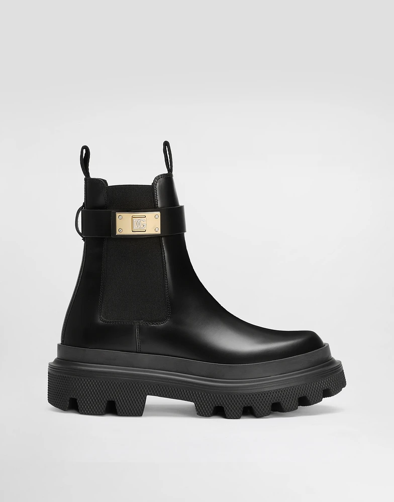 Calfskin ankle boots