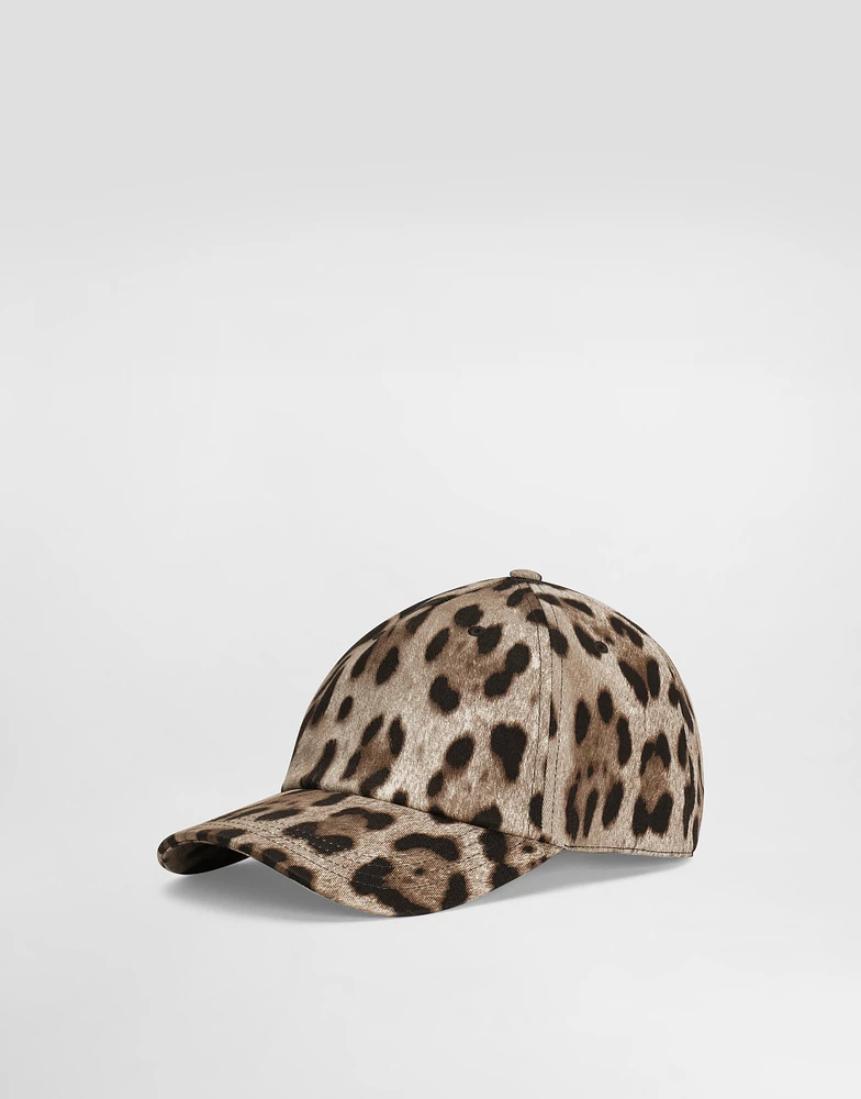 Cotton baseball cap with leopard print