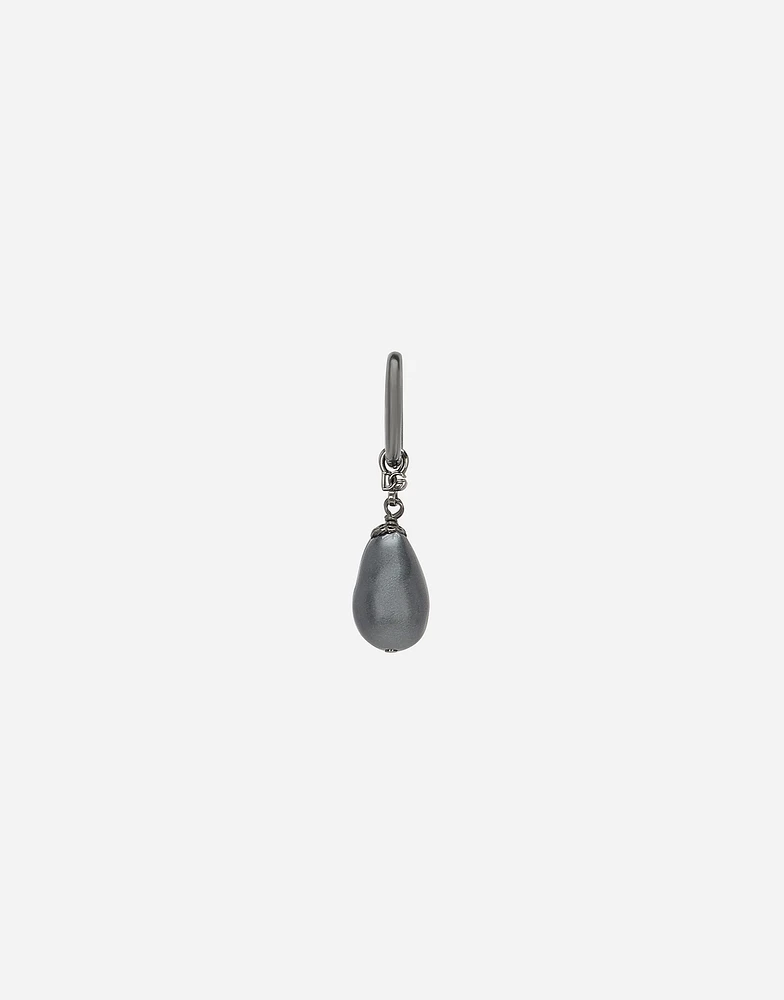 Single creole earring with teardrop detail