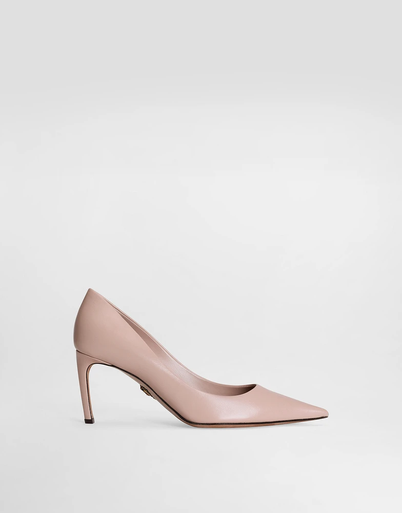 Polished goatskin pumps