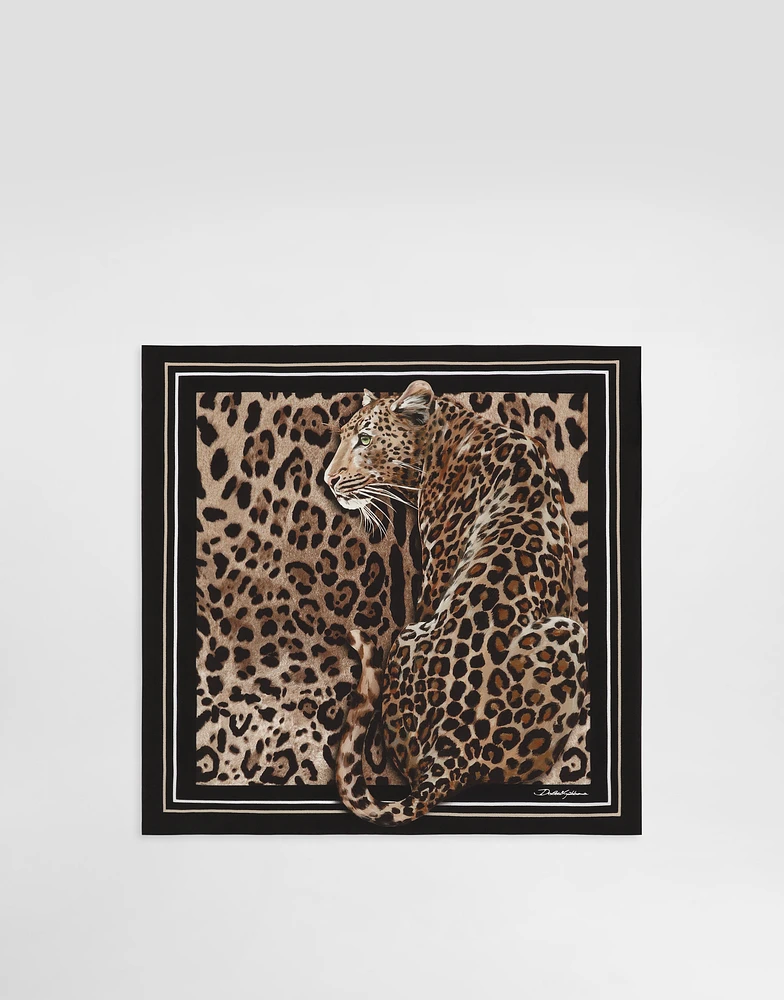 Leopard-print silk twill foulard (50x50)