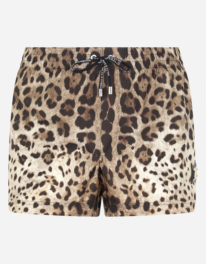 Short leopard-print swim trunks with plate