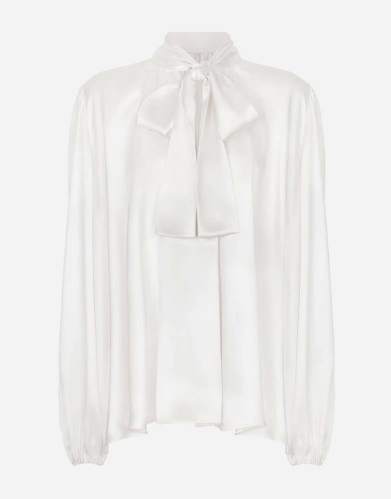 Silk blouse with pussy-bow