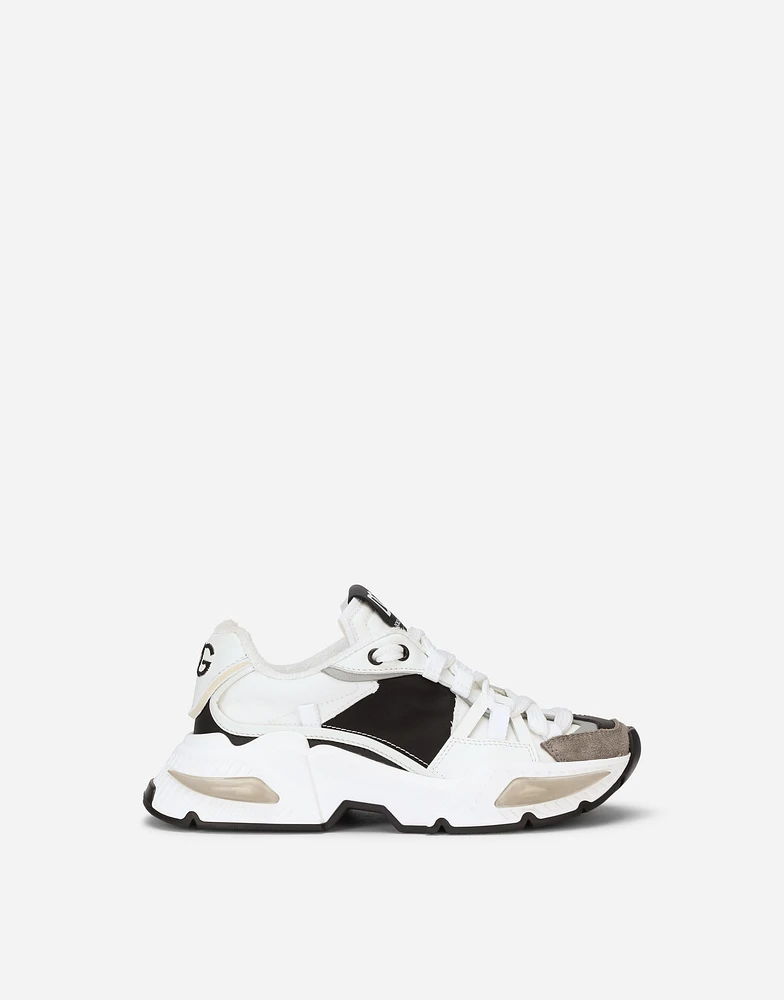 Mixed-material Airmaster sneakers