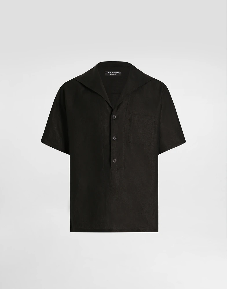 Three-button short-sleeved linen shirt
