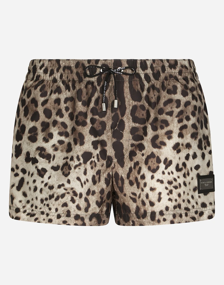 Short swim trunks with leopard print
