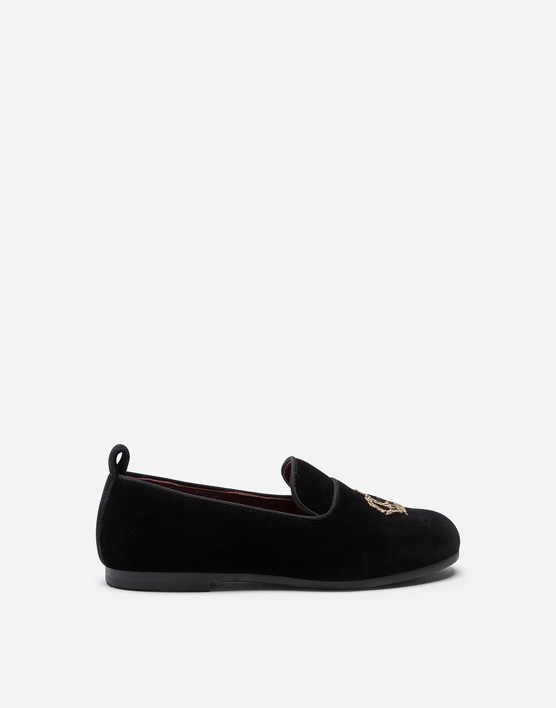 Velvet slippers with crown patch