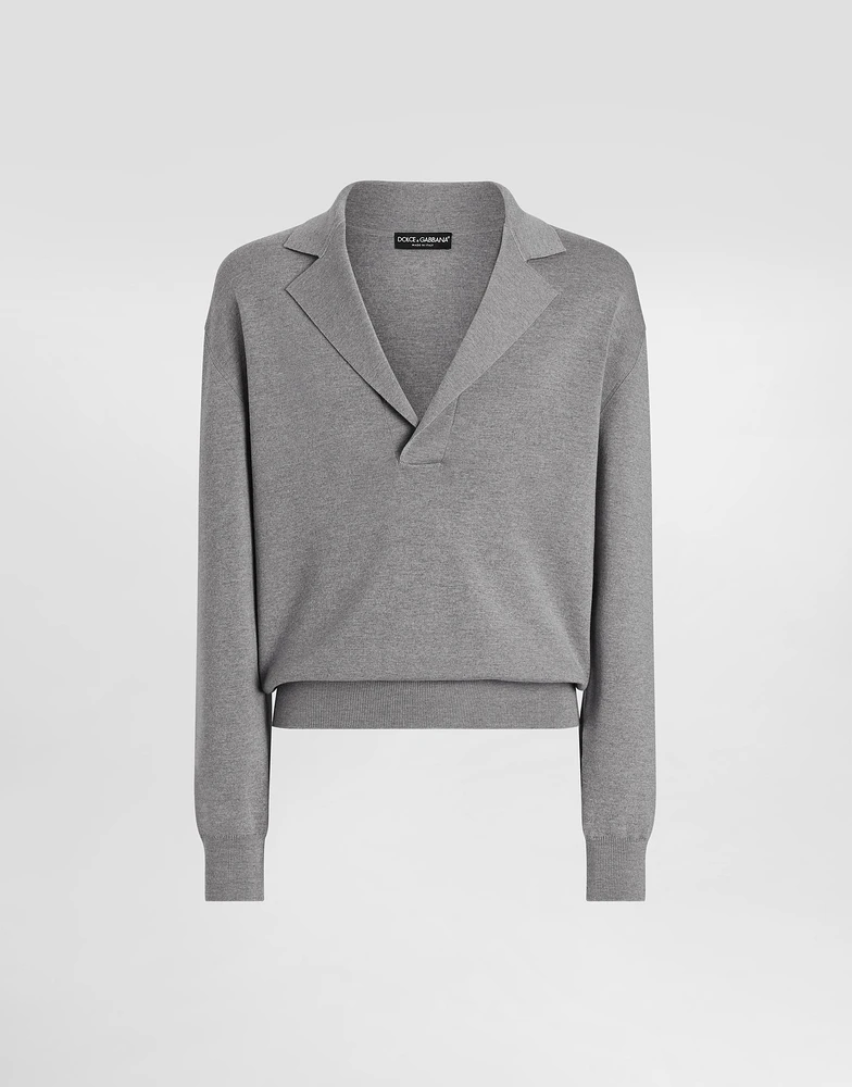 Wool V-neck sweater with DG embroidery