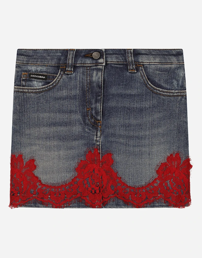 Short denim skirt with lace insert