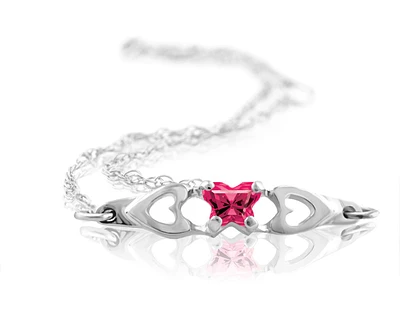 Bracelet BFLY pour bébé ou fillette en argent sterling serti d'un zircon cubique fuschia (mois de juillet). Color: argent | Doucet Latendresse