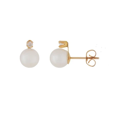 14k yellow gold stud Earrings For Women, pearl & diamonds. Color: yellow | Doucet Latendresse