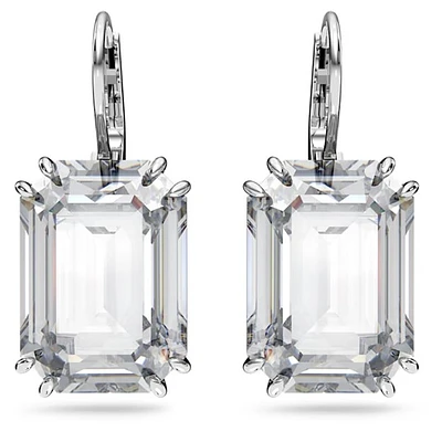 Millenia drop earrings. Color: white | Doucet Latendresse