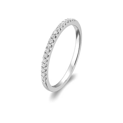 Bague Pavée en Or Blanc 14K avec Diamants. Color: blanc | Doucet Latendresse