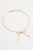 Collier délicat en forme de boucle