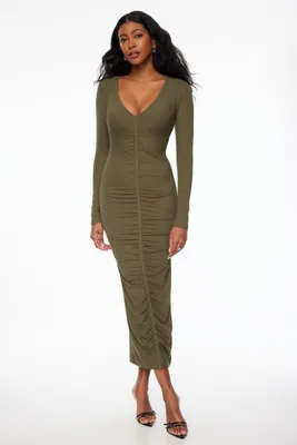 Robe maxi côtelée froncée