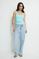 Camisole côtelée à col échancr