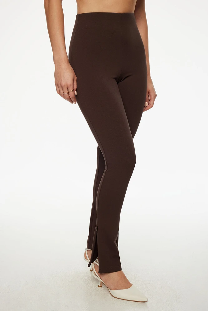 Pantalon ajusté à fermetures éclair