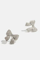 Rivets en forme de boucle en pierres à micropavé