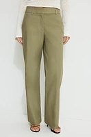 Pantalon épuré à jambe droite