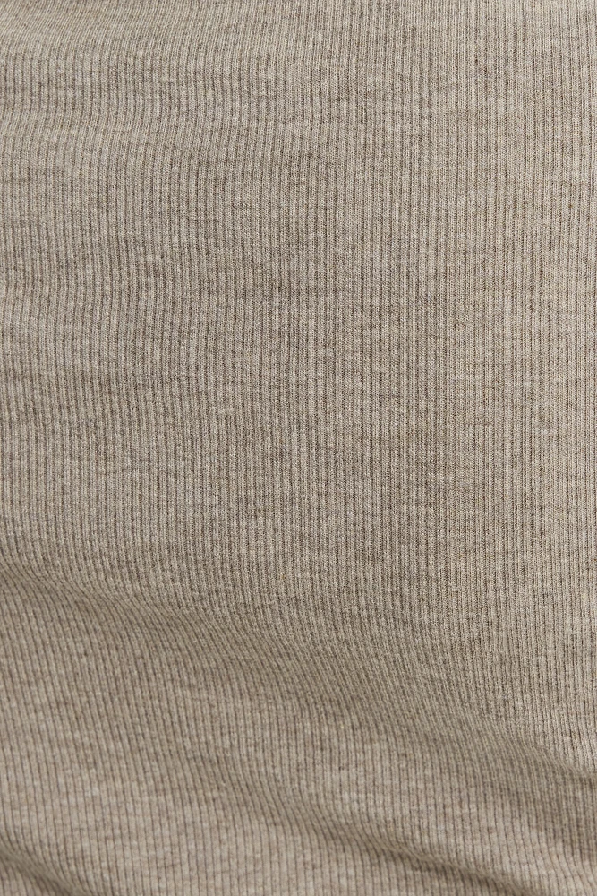 Olive Ribbed Hip T Shirt