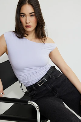 Ceinture mince en faux cuir à boucle carrée