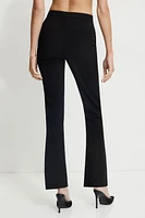 Pantalon à taille mi-haute et jambe semi-évasée