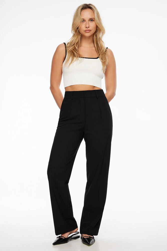 Camisole écourtée à col carr