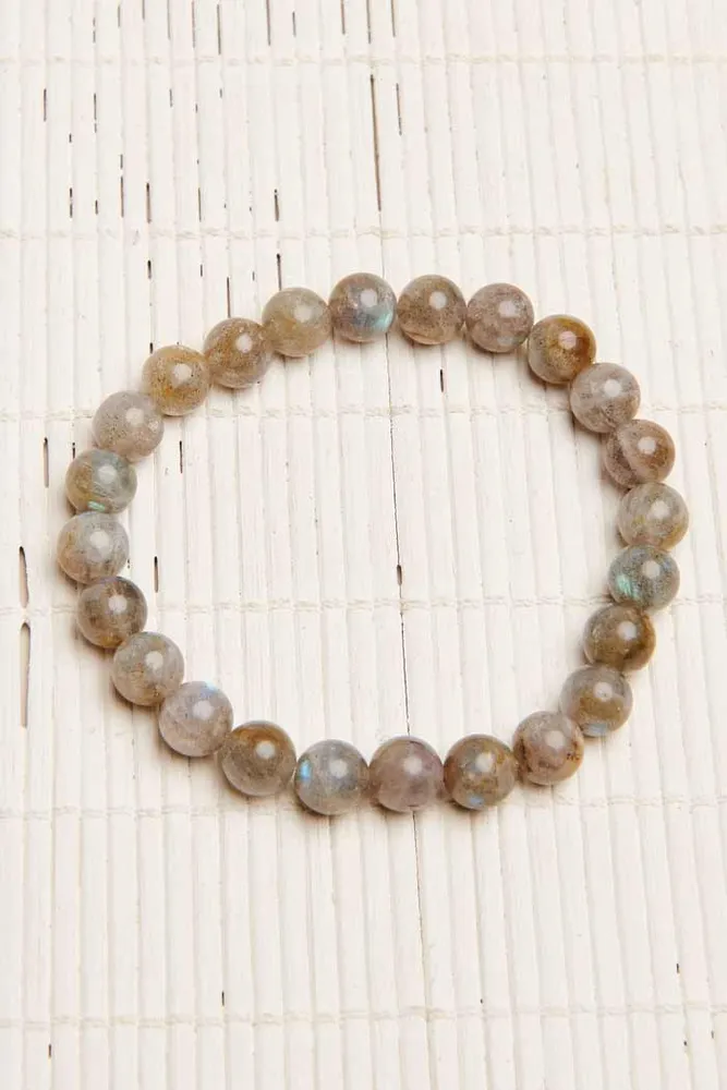 Add the Shiny Labradorite Bracelet to Your Jewelry Collection Today