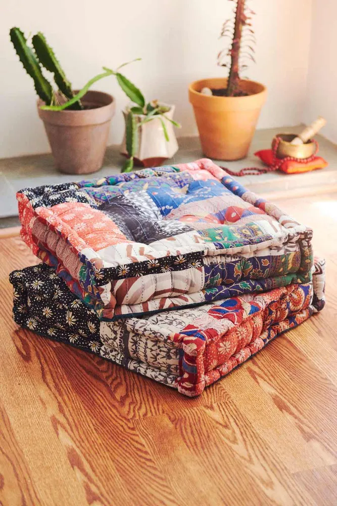 Square Kantha Meditation Pouf