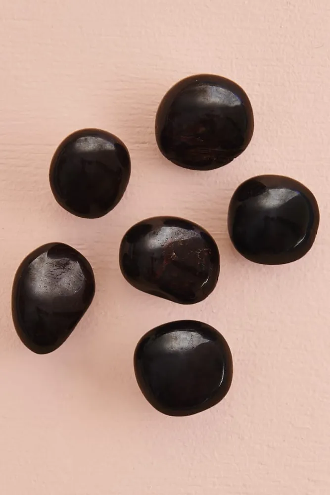 Garnet Tumbled Stone