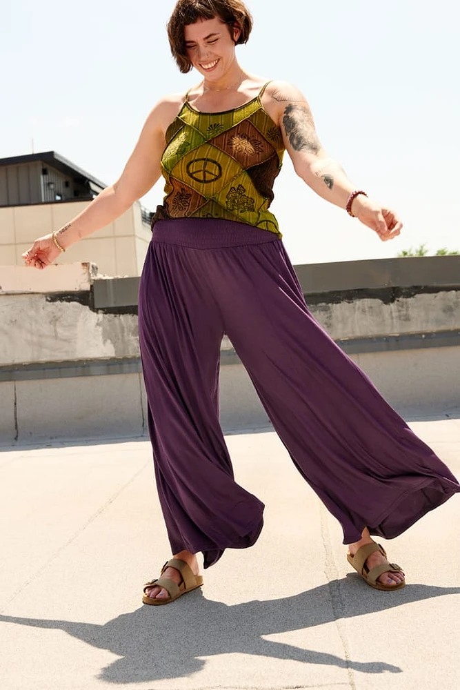 Dreamy Plum Barcelona Pants - Flowy & Free-Spirited!