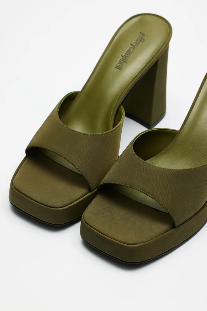 JEFFREY CAMPBELL