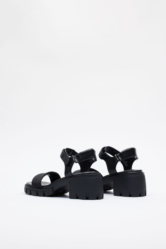 STEVE MADDEN Sandales à talons Louella