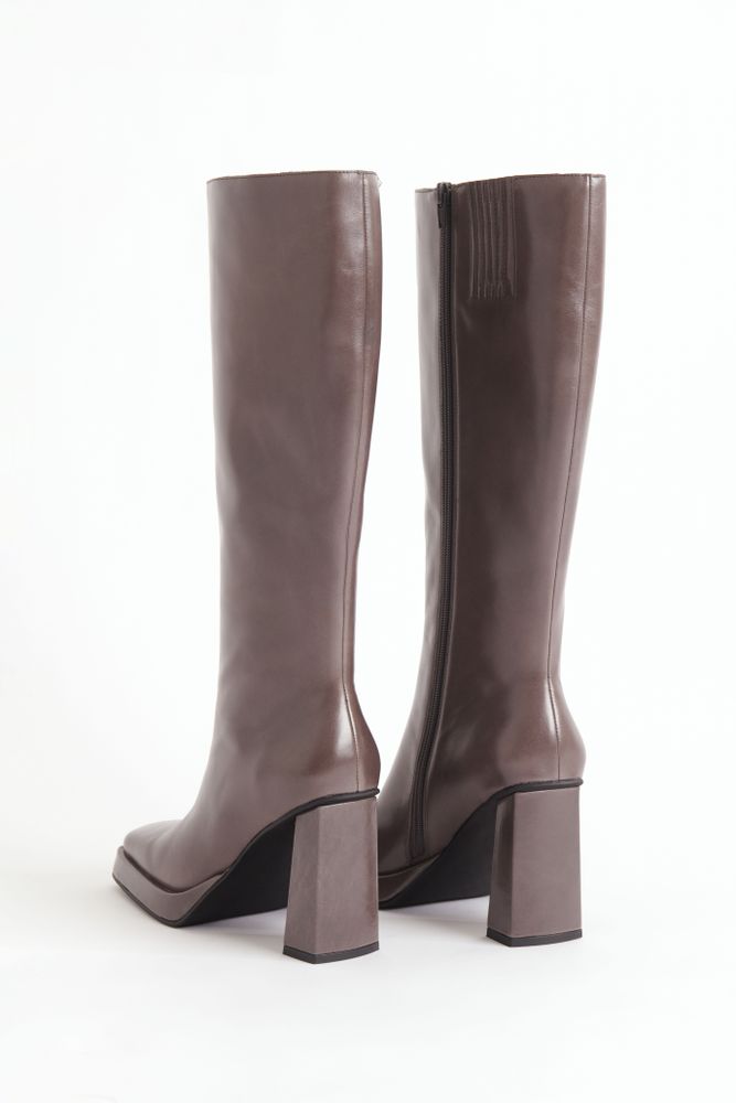 JEFFREY CAMPBELL