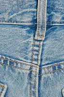 Short en denim à revers et taille basse