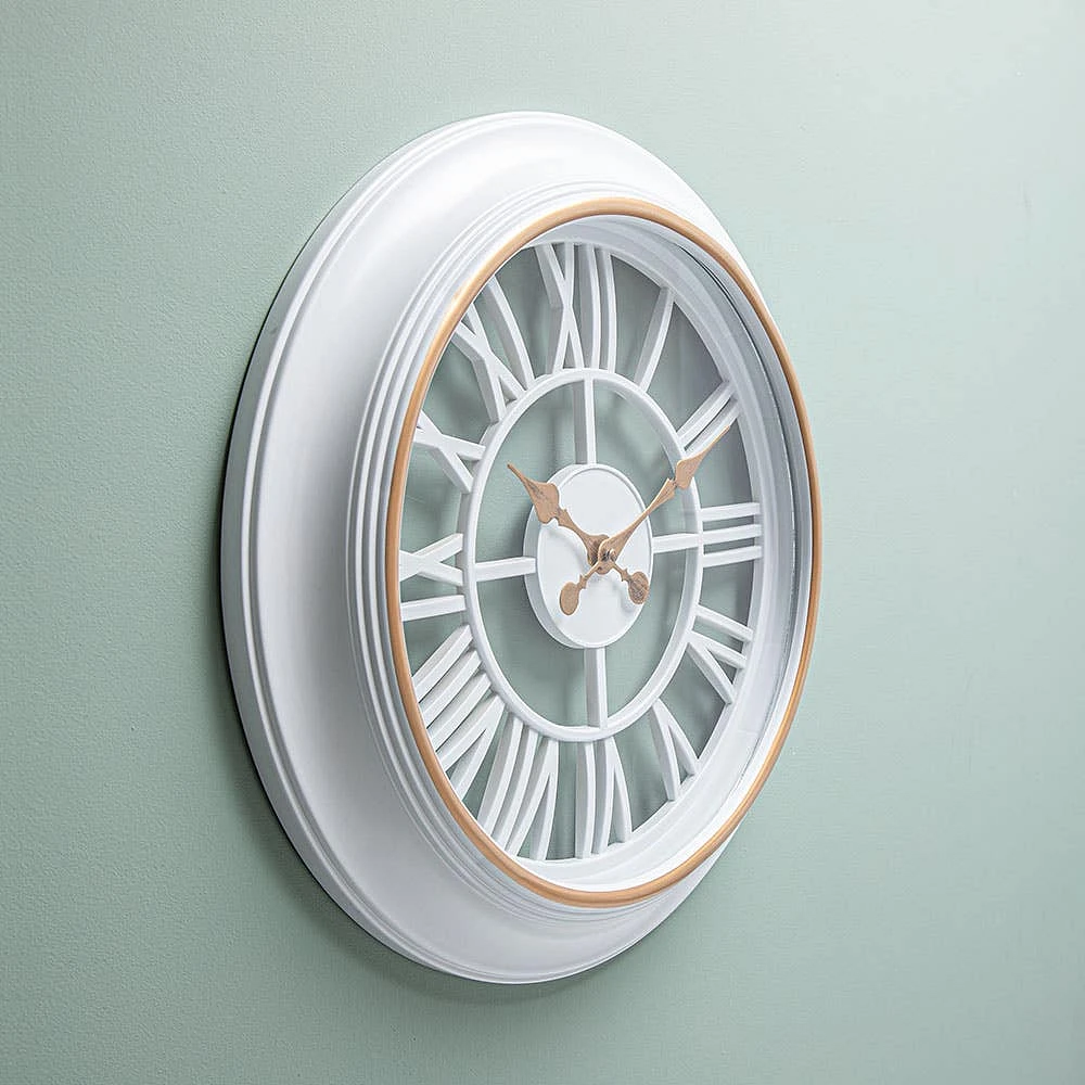 Kiera Grace Decorative 'Wendel' Wall Clock 18" (White/Gold)