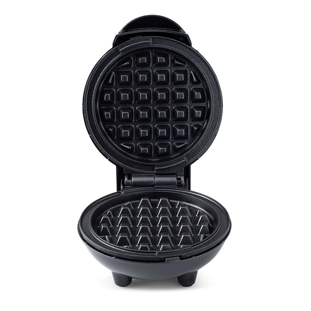 Dash Mini Round Waffle Maker
