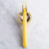 Chef'N Fresh Force Hand-Held Citrus Juicer (Yellow)