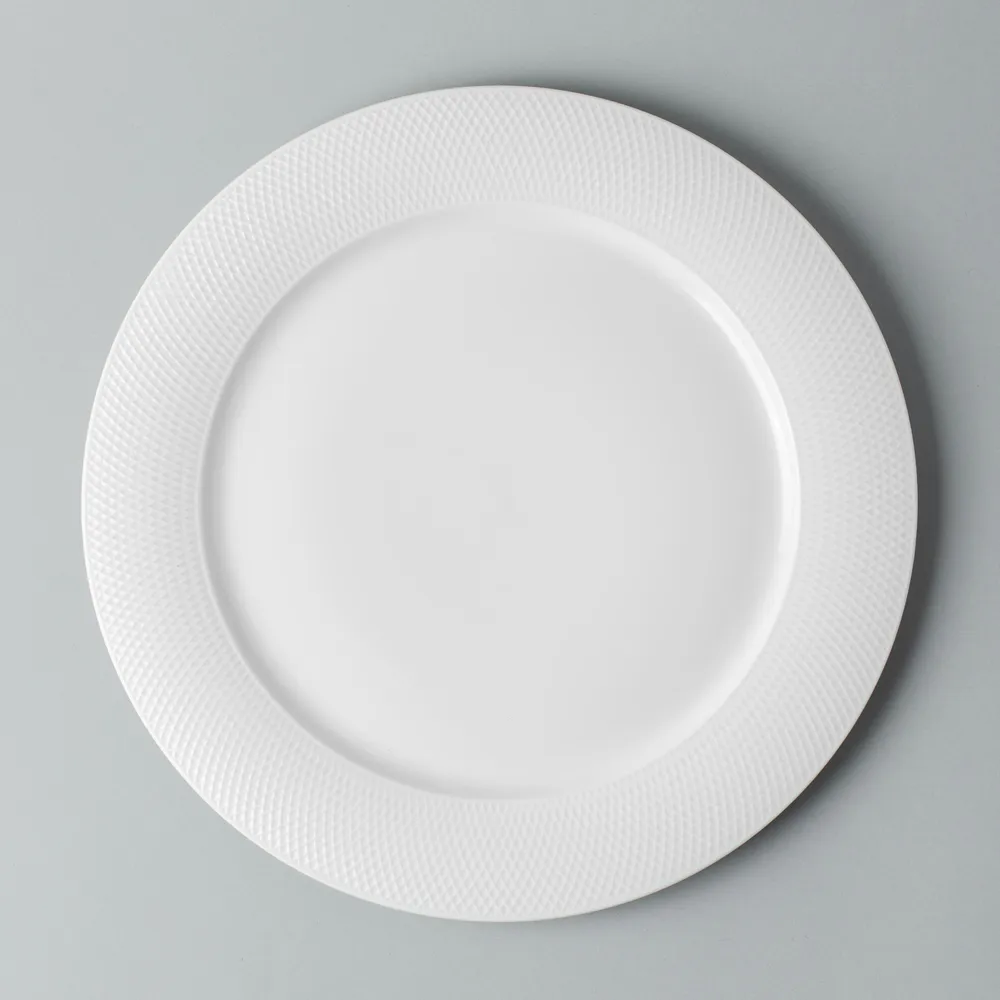 A La Carte 'Diamond' Porcelain Dinner Plate (White)