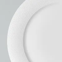 A La Carte 'Diamond' Porcelain Dinner Plate (White)