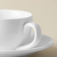 A La Carte 'Oxford' Porcelain Teacup with Saucer 250ml (White)