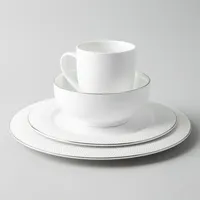 A La Carte 'Diamond Platinum' Porcelain Side Plate (White)