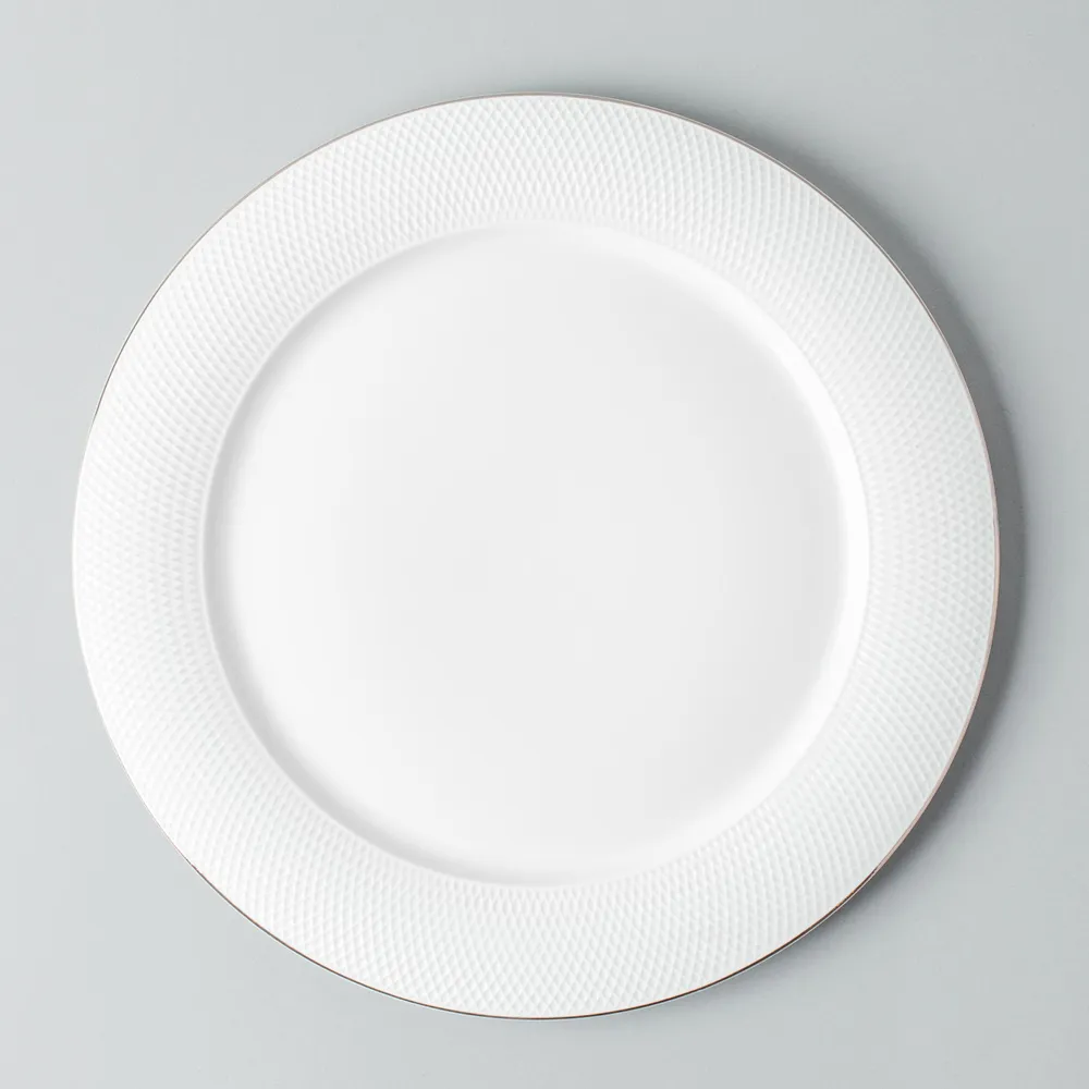 A La Carte 'Diamond Platinum' Porcelain Dinner Plate (White)
